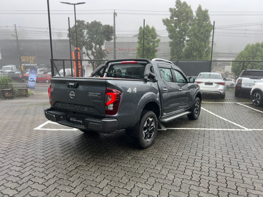 nissan frontier 2.3 16v turbo diesel platinum cd 4x4 automatico 2.2 4p 202525