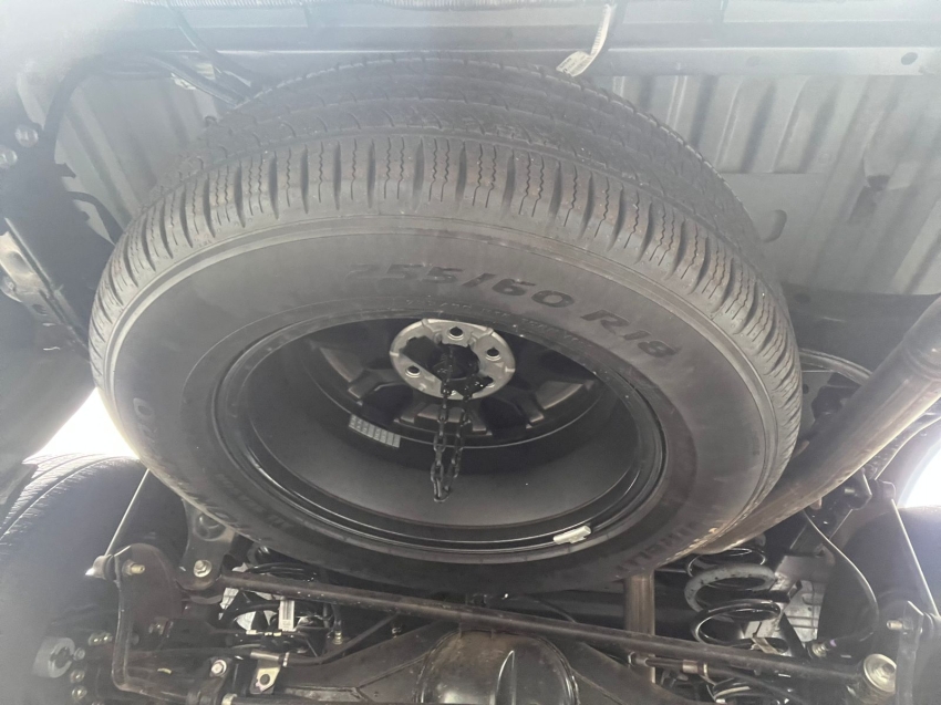 nissan frontier 2.3 16v turbo diesel platinum cd 4x4 automatico 2.2 4p 202511