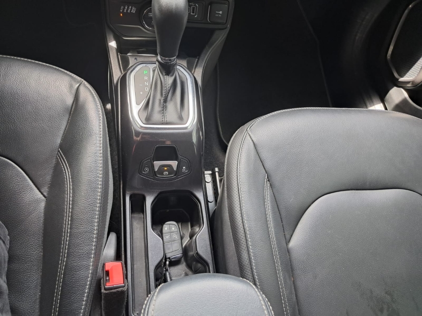 jeep renegade 1.3 t270 turbo flex s 4x4 at9 5p automatico 202221