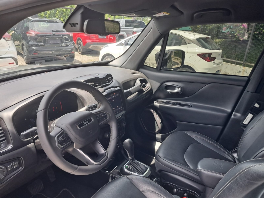 jeep renegade 1.3 t270 turbo flex s 4x4 at9 5p automatico 202212