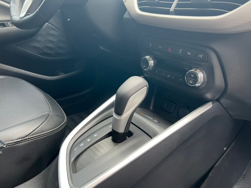 chevrolet onix 1.0 turbo flex premier automatico 1.4 5p 202417