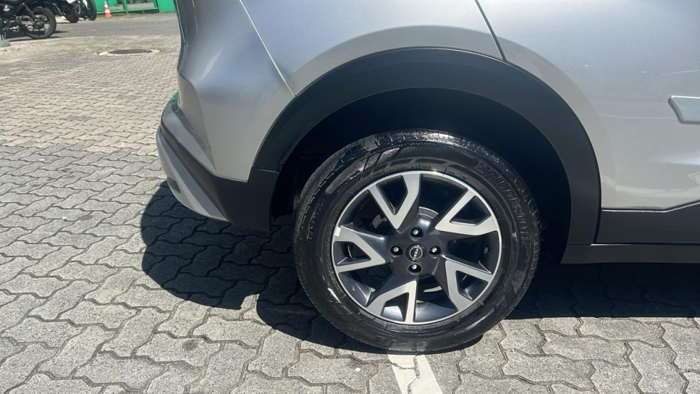 nissan kicks 1.6 16v flexstart sense xtronic flex 4p automatico 20249