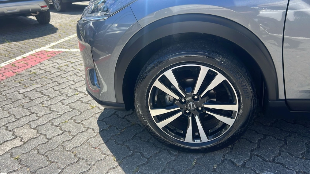 nissan kicks 1.6 16v flexstart exclusive xtronic flex 4p automatico 202411