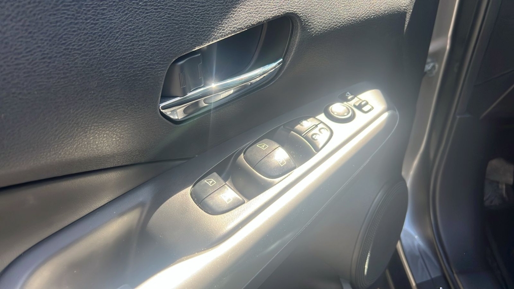nissan kicks 1.6 16v flexstart exclusive xtronic flex 4p automatico 202418