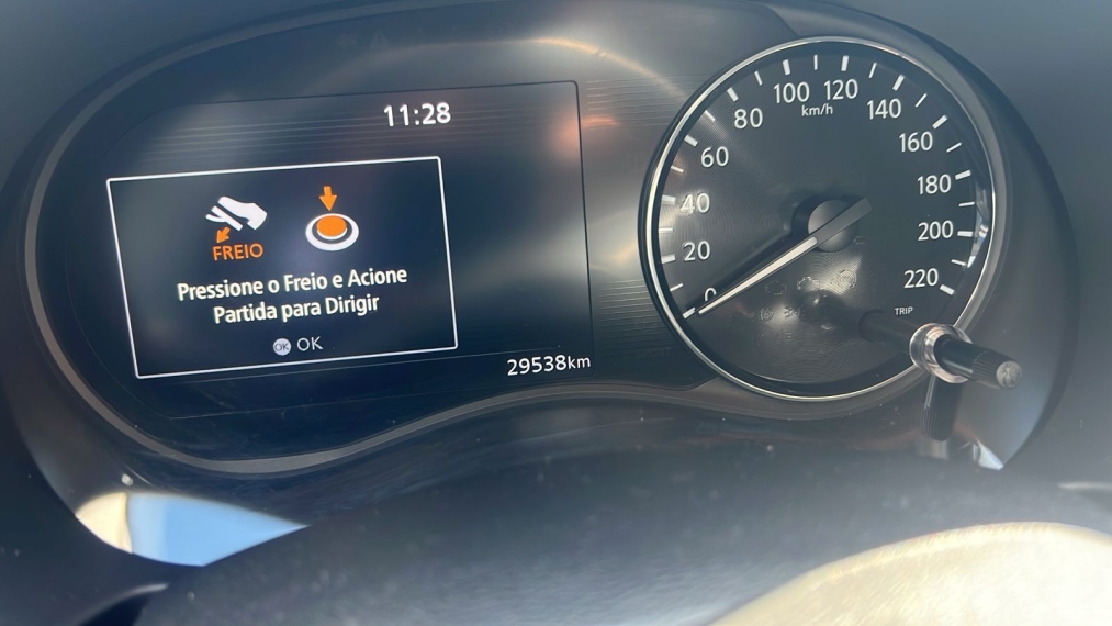 nissan kicks 1.6 16v flexstart exclusive xtronic flex 4p automatico 202414