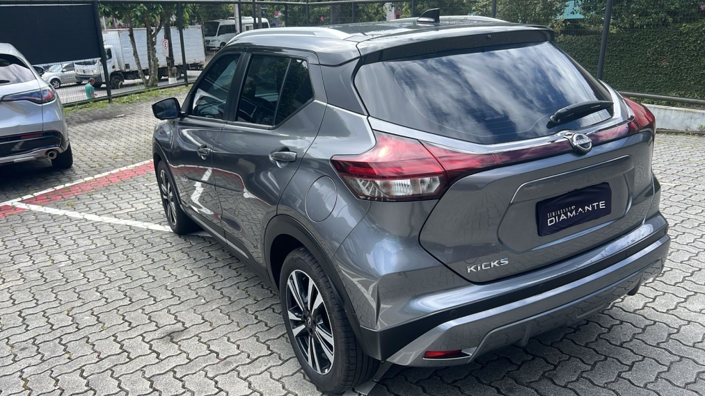 nissan kicks 1.6 16v flexstart exclusive xtronic flex 4p automatico 20247