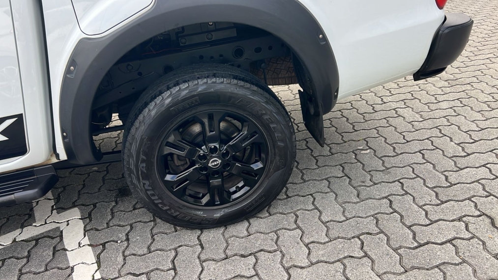 nissan frontier 2.3 16v turbo diesel attack cd 4x4 automatico 4p 20257