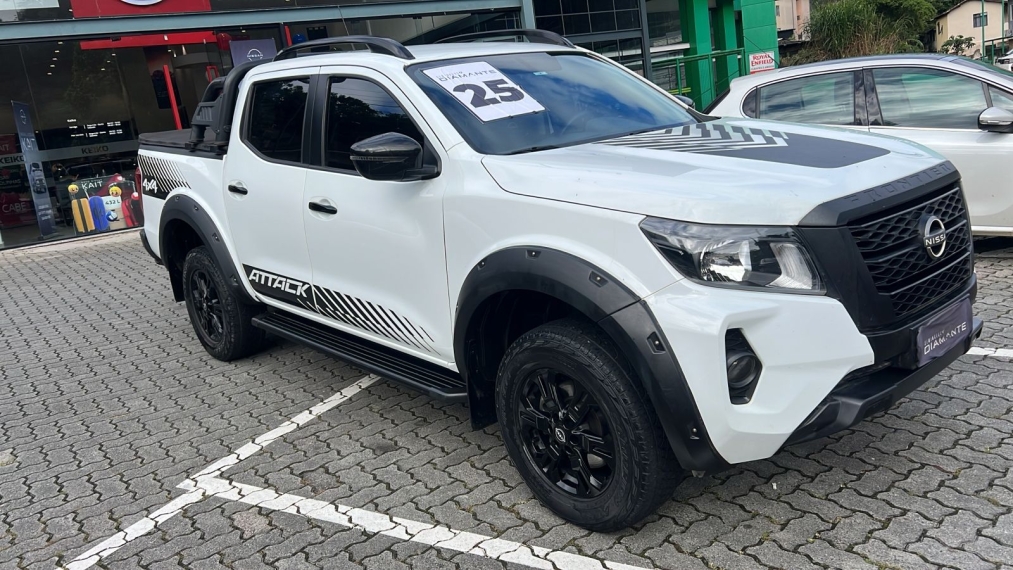 nissan frontier 2.3 16v turbo diesel attack cd 4x4 automatico 4p 20251