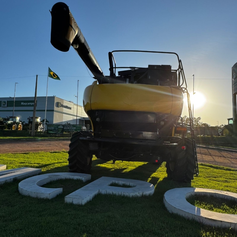 colheitadeira new holland cr 9060  2011 *0260*6