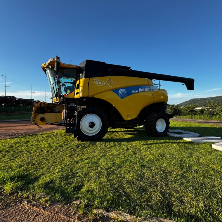 colheitadeira new holland cr 9060  2011 *0260*2