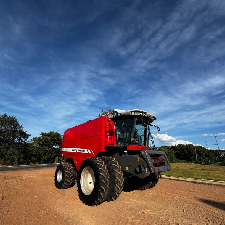 massey ferguson colheitadeira 9695 *0347* diesel 1p semiautomatico 2019