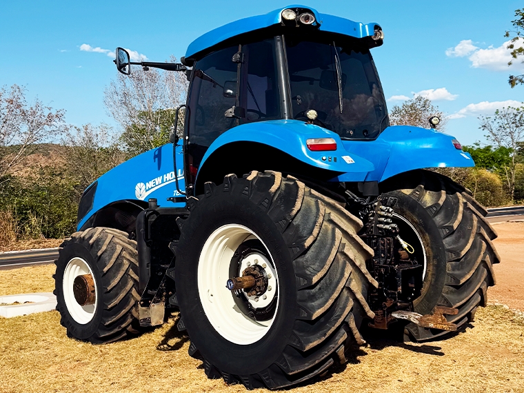 new holland trator t8 385 *1608* diesel 1p semiautomatico 2012