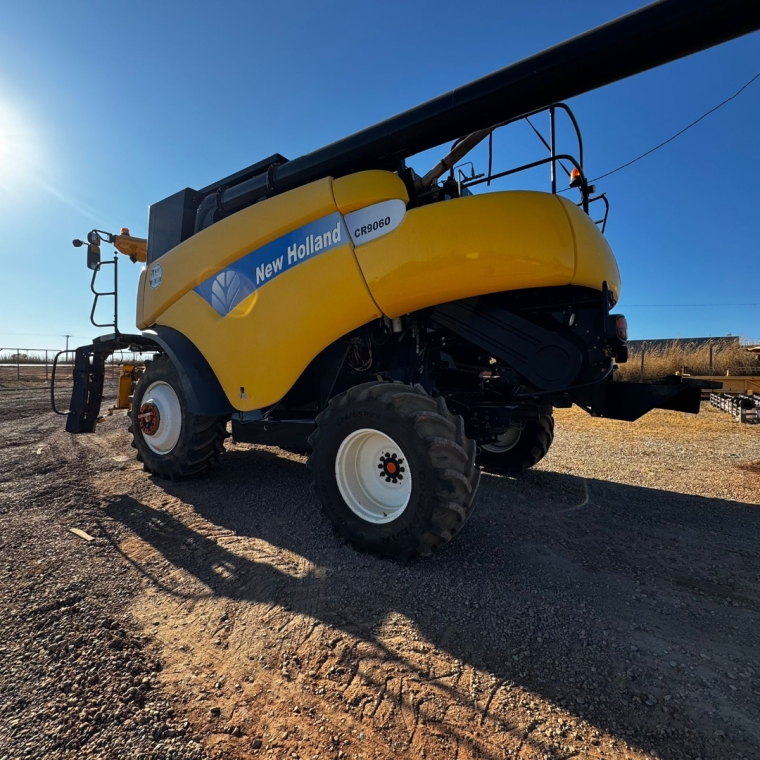 new holland colheitadeira cr 9060 *0165* diesel 1p semiautomatico 2011