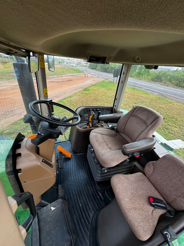 john deere trator 7230j  *9621+ diesel 1p semiautomatico 2023