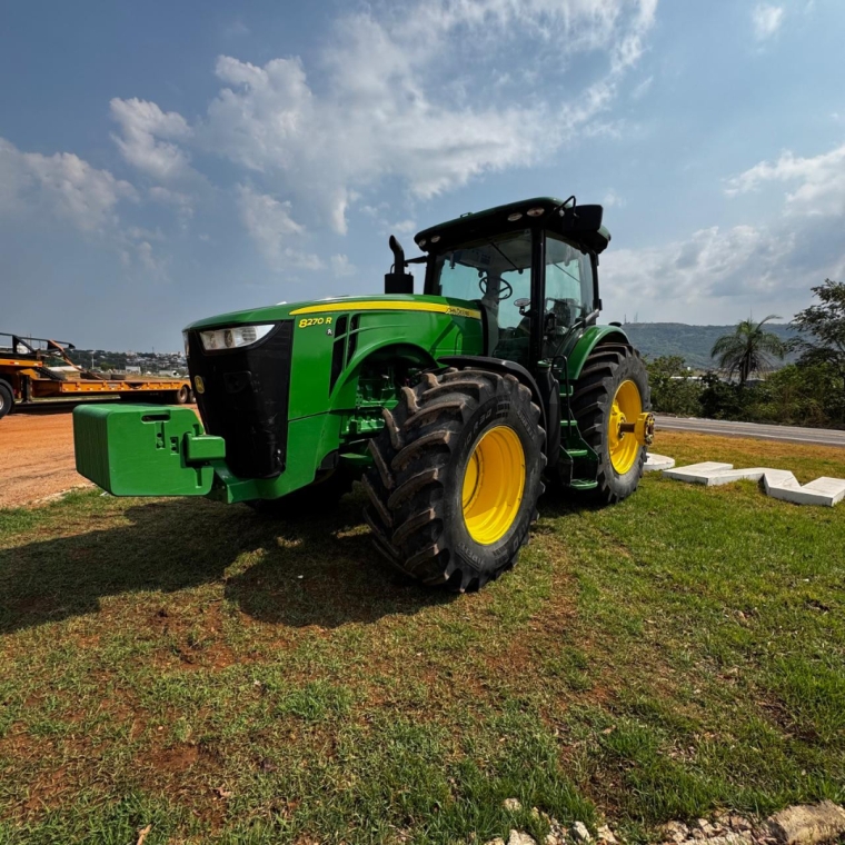john deere trator 8270r  16f *1027* diesel 1p semiautomatico 2023