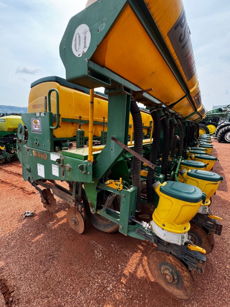 tatu plantadeira pst trio flex s-0116 *1501* diesel automatico 2016