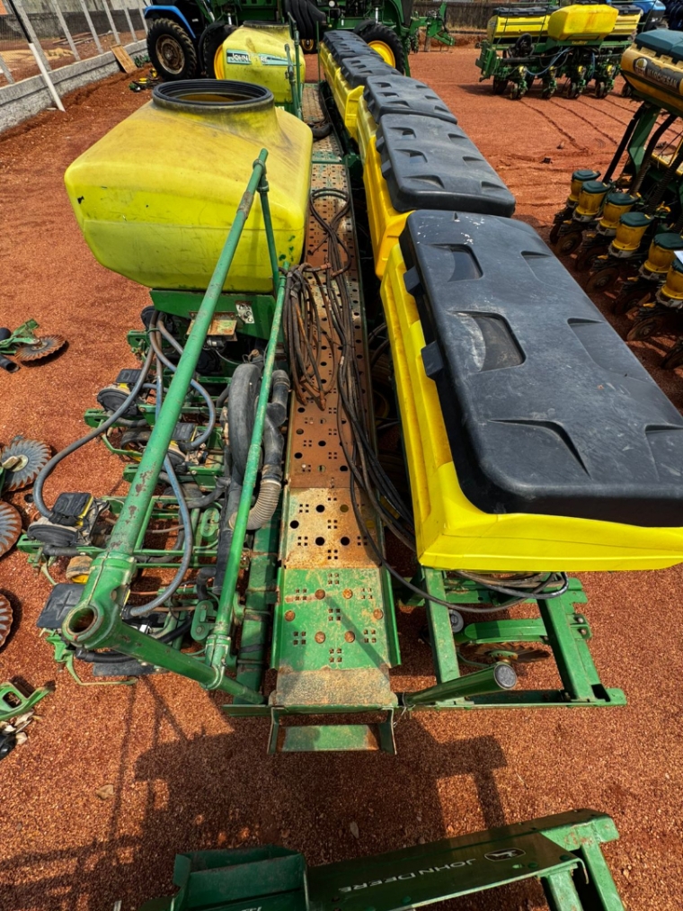 john deere plantadeira 2122 22 linhas com tx *0681* diesel automatico 2014