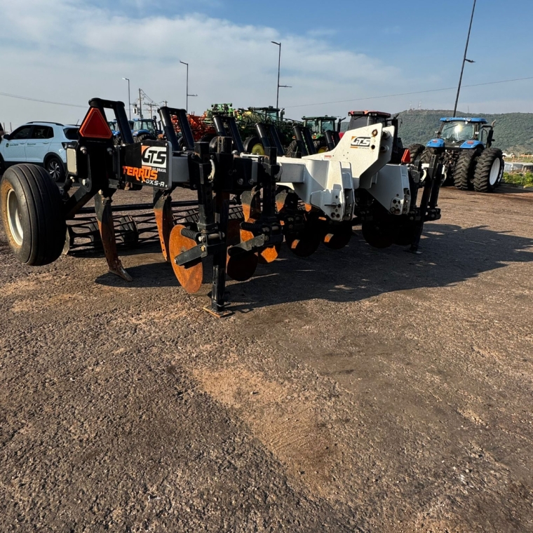 gts subsolador terrus dxs-a *00202* diesel manual 20235 gts subsolador terrus dxs-a *00202* diesel manual 20235