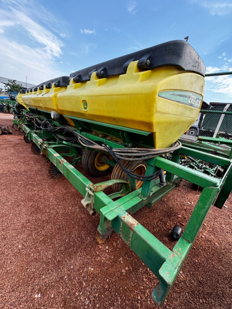 john deere plantadeira 2122 22 linhas tx *5152* diesel manual 20163 john deere plantadeira 2122 22 linhas tx *5152* diesel manual 20163