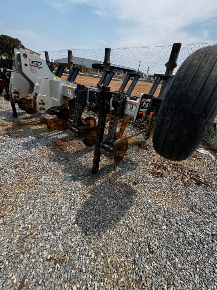 gts subsolador terrus dxs-a *310202* diesel manual 20233