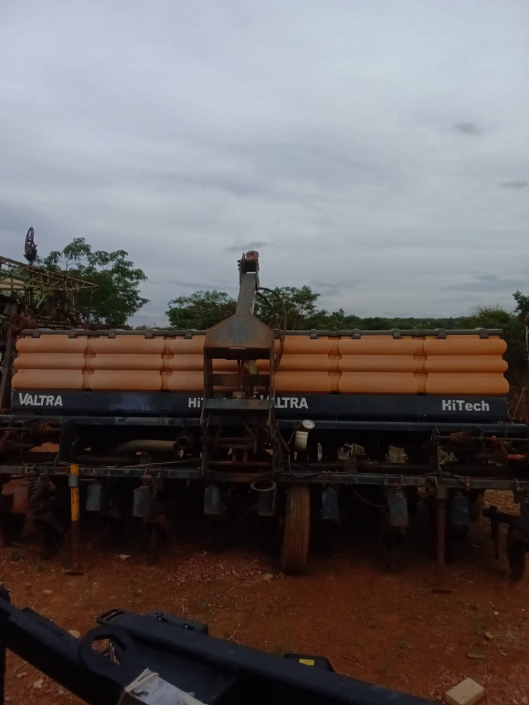 plantadeira valtra hitech bp 1106 20094