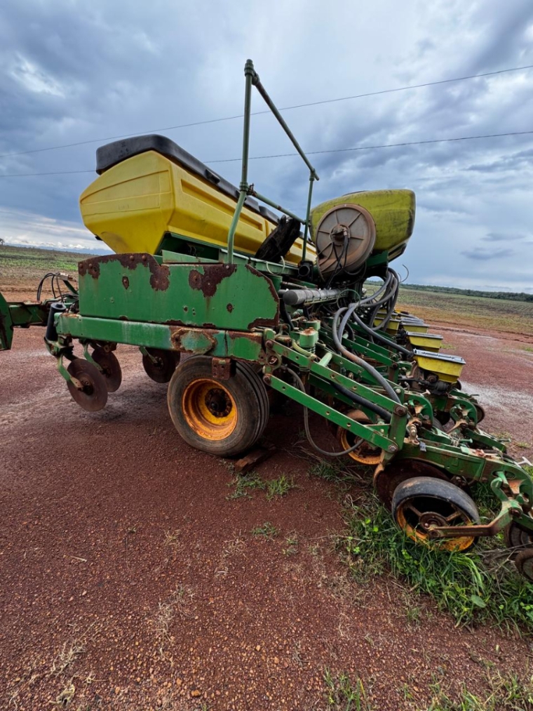 plantadeira john deere 2130 ano 20154