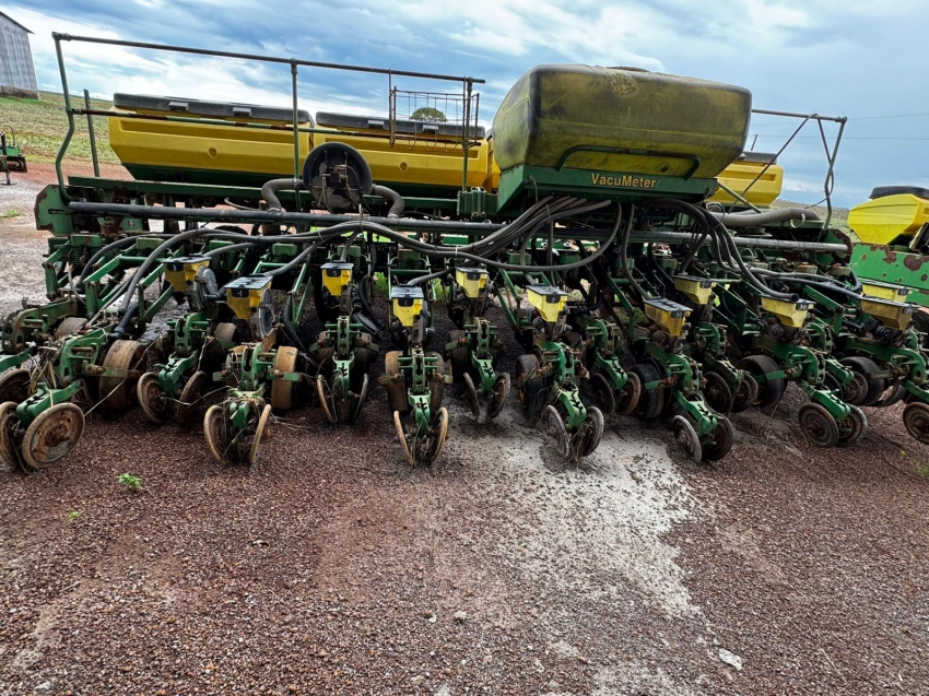 plantadeira john deere 2130 ano 20152