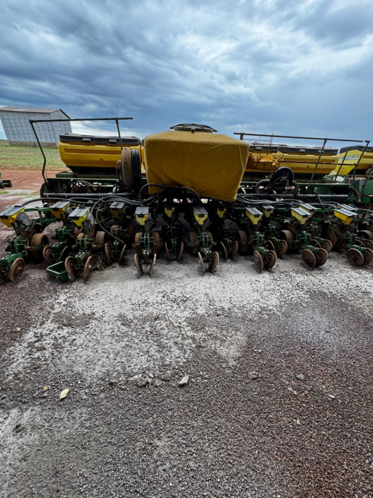 plantadeira john deere 2130 ano 20153