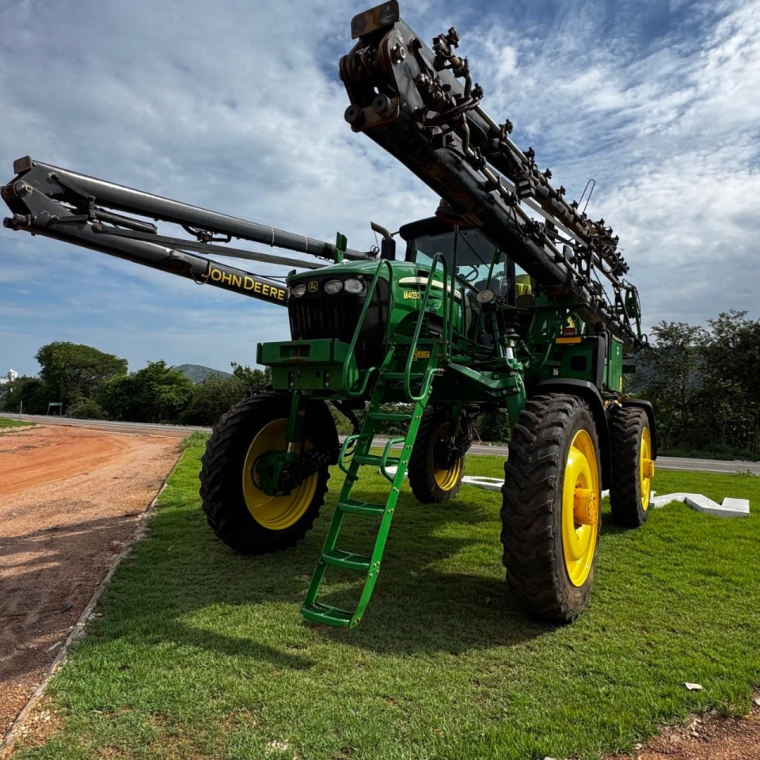 pulverizador john deere m4030 ano 2022 *0581*