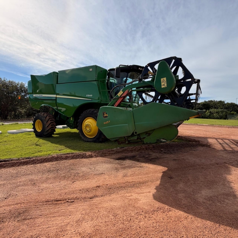 colheitadeira  john deere s540 2014 *0222*3