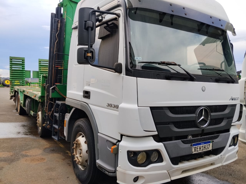 m bens atego 3030 ce ano 2019/20201