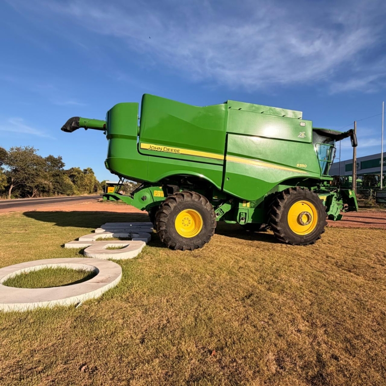 colheitadeira john deere s550 ano 2023 *6038*4