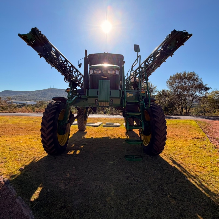 pulverizador john deere m4030 barra de aco 30 metros ano 20211