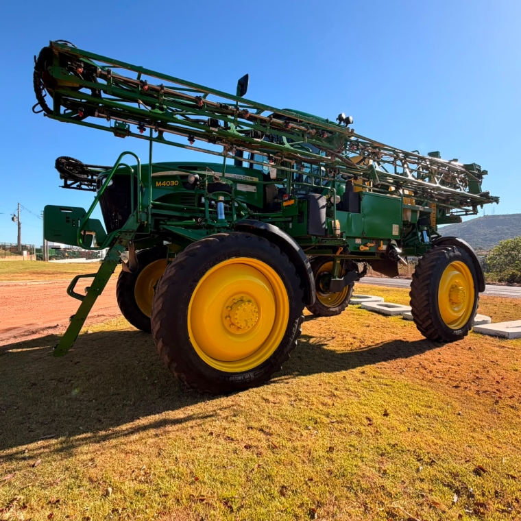 pulverizador john deere m4030 barra de aco 30 metros ano 20212