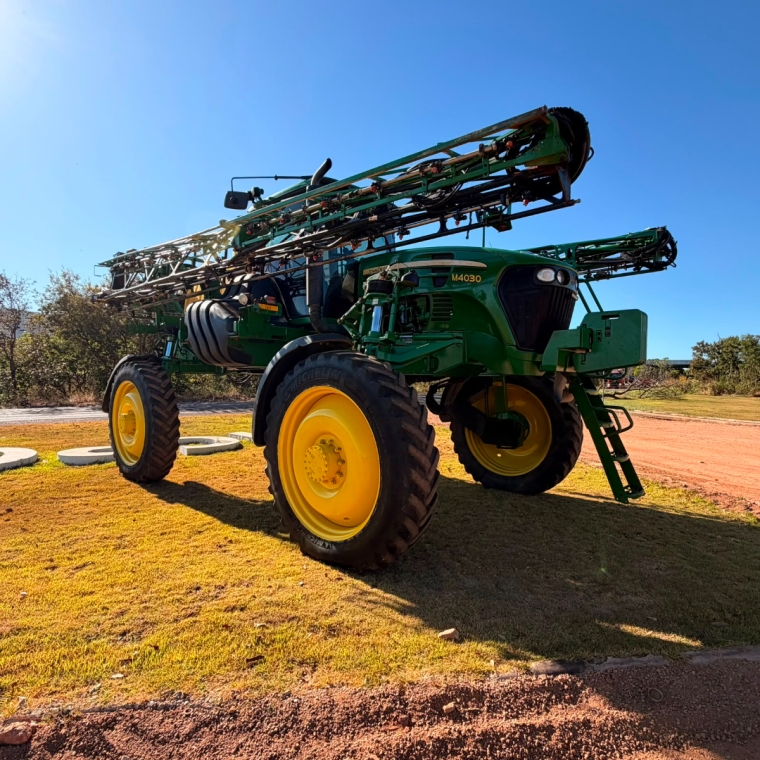 pulverizador john deere m4030 barra de aco 30 metros ano 20210