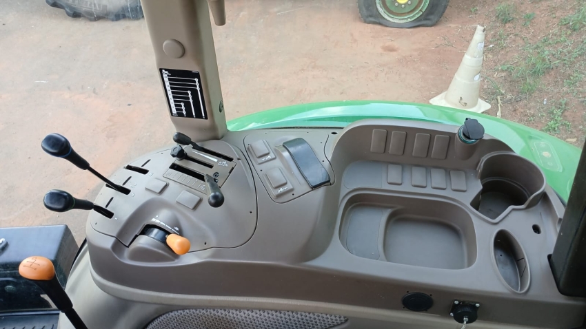 trator john deere  5078e cab-9x36