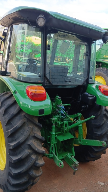 trator john deere  5078e cab-9x33
