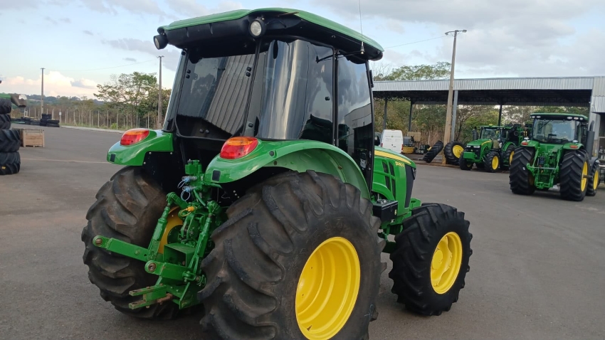 trator jhon deere 5090e ano 20224