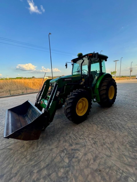 trator john deere 5090e cab / transmissao 12x121