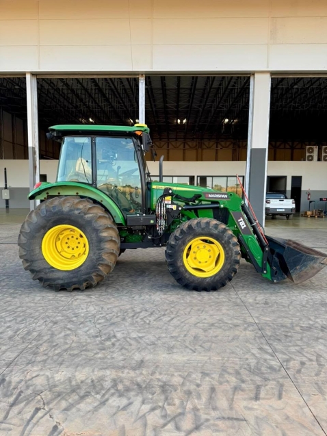 trator john deere 5090e cab / transmissao 12x123