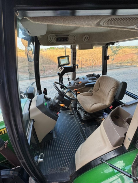 trator john deere 5090e cab / transmissao 12x128