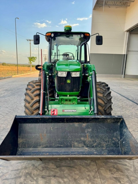trator john deere 5090e cab / transmissao 12x122