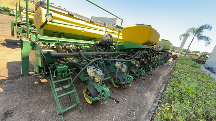 plantadeira john deere 2126 - 24 linhas de 0.50cm / vacuo mecanica ano 201411