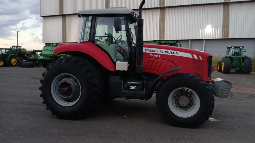 TRATOR MASSEY FERGUSON 7415 ANO 20162