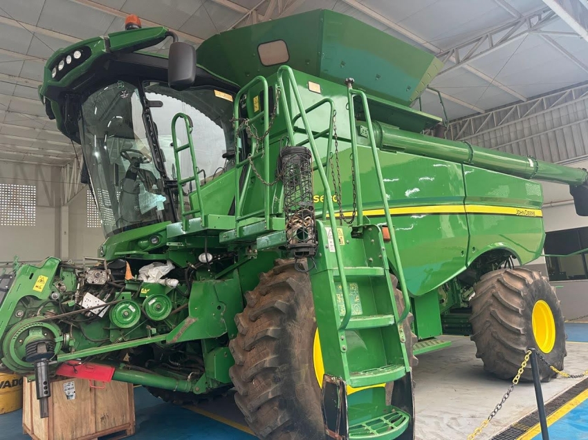 colheitadeira de graos | john deere s680 2015