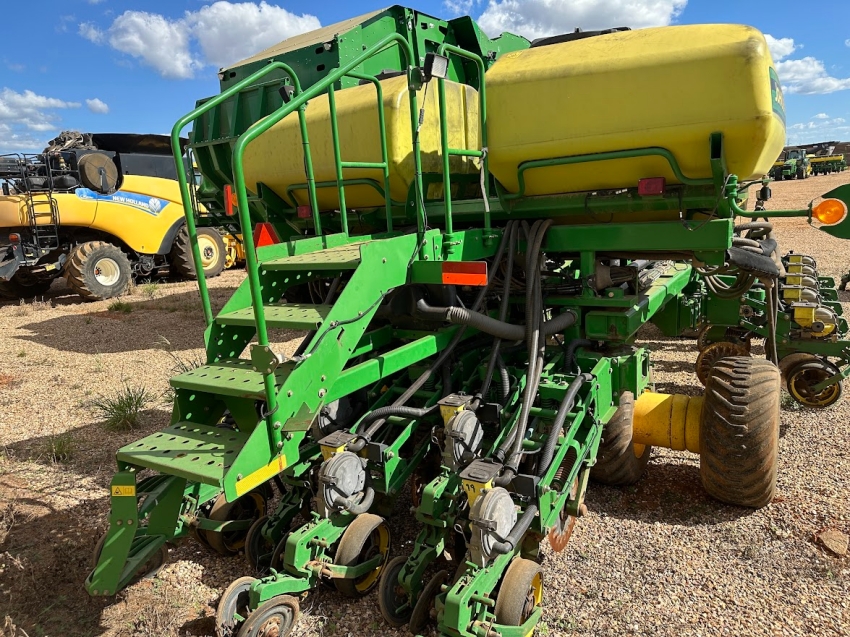 john deere plantadeira db 50 32 linhas. cm diesel 1p automatico 2012