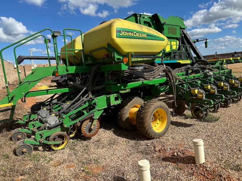 john deere plantadeira db 50 32 linhas. cm diesel 1p automatico 2012
