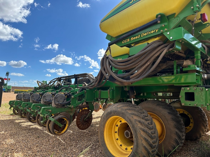 john deere plantadeira db 50 32 linhas. cm diesel 1p automatico 2012
