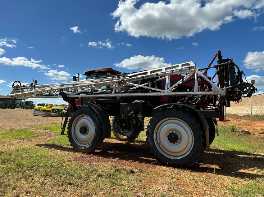 case pulverizador patriot 350 piloto automatico. metal 30mts. tanque 3500lts. diesel 1p automatico 20152