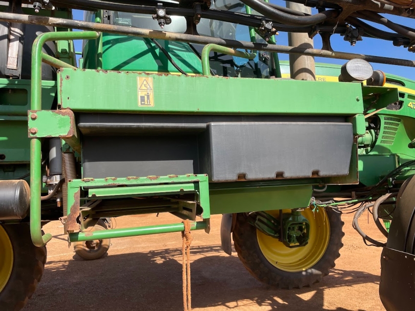 john deere pulverizador 4730 piloto automatico. metal 30mts. tanque 3.000lts. motor: 9777 diesel 1p automatico 2009